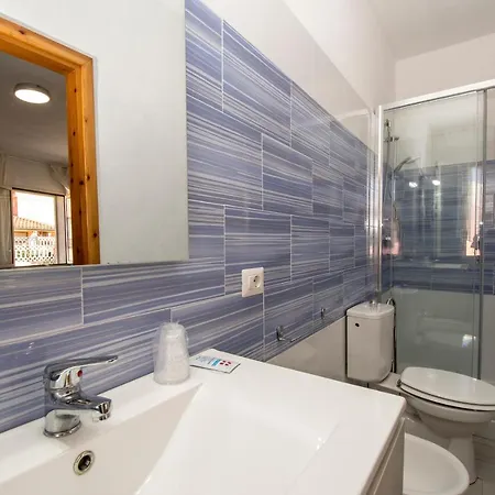 Affittacamere Air La Casa Di Gio' 3*